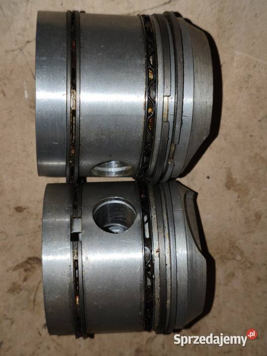 Oryginalne nowe tłoki 7796 nominał Dniepr MT Leszno