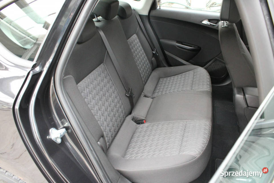 Opel Astra ACTIVEOryginalny lakierMaly Rok produkcji 2013 Gliwice