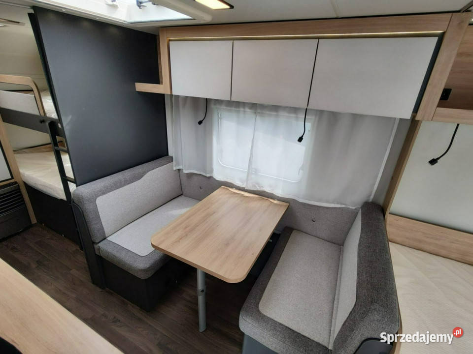 przyczepy kempingowe Knaus Sport 500 KD z dużą sprzedam