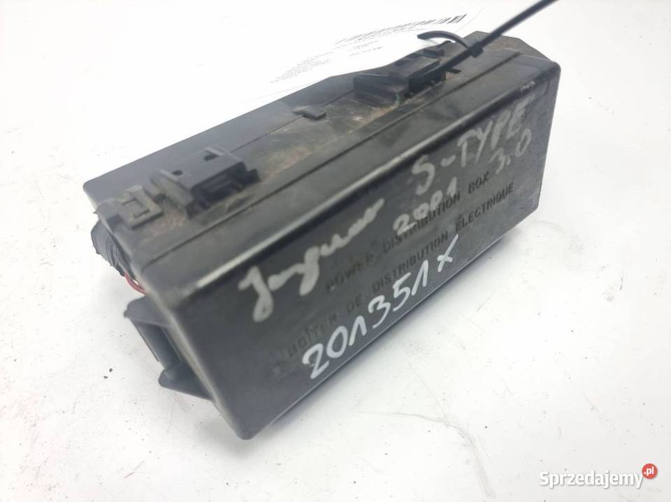 SKRZYNKA BEZPIECZNIKÓW JAGUAR STYPE XW4T14A003A Lipno