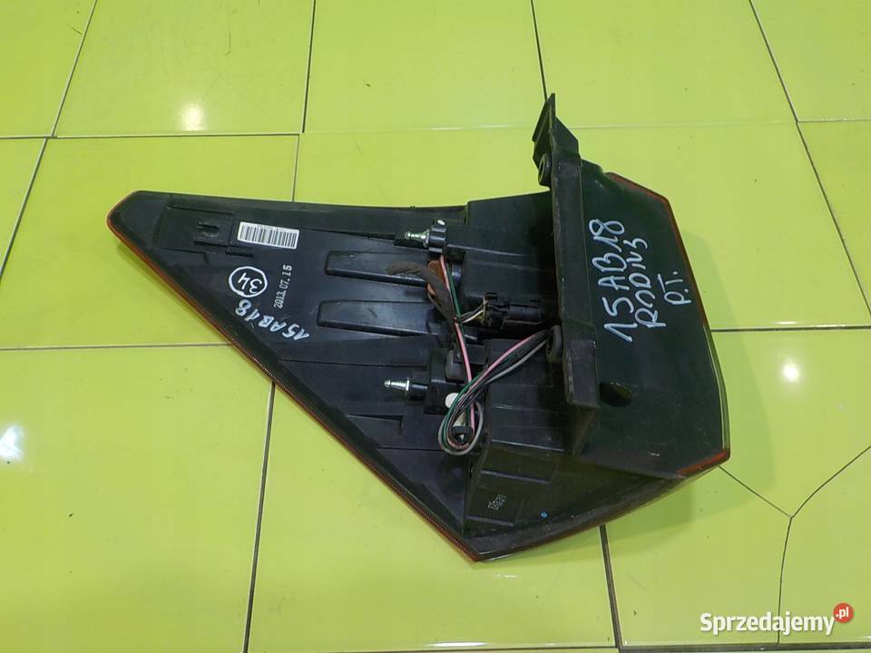 SSANGYONG RODIUS II TURISMO 20 B 13r lampa prawa osobowe mazowieckie Suków