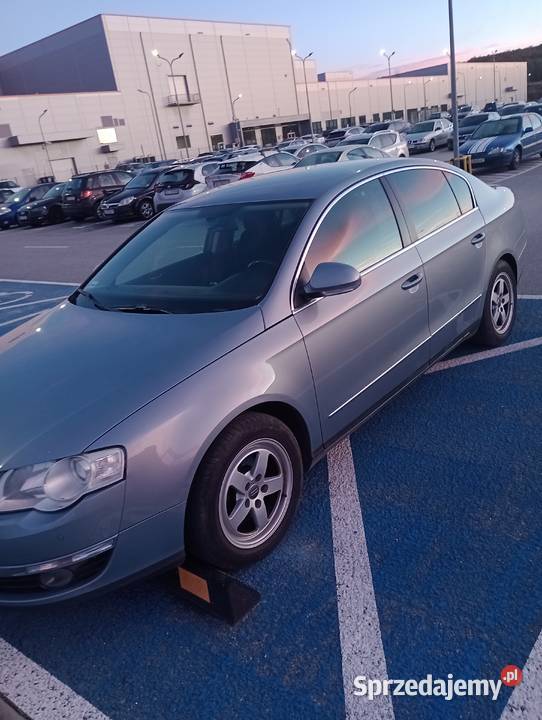 VW PASSAT zadbany Rok produkcji 2008