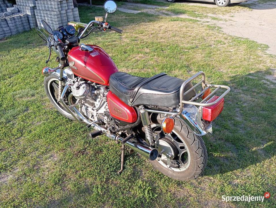 Honda CX 500 C Stan kolekcjonerski 18600 manualna Świnki sprzedam