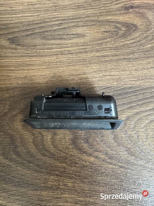 BMW E90 Klamka Przycisk Otwierania Klapy 7118158 świętokrzyskie Mniów