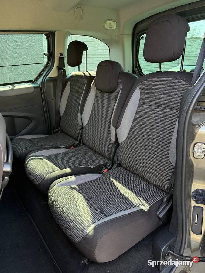 16hdi lift nieuszkodzony