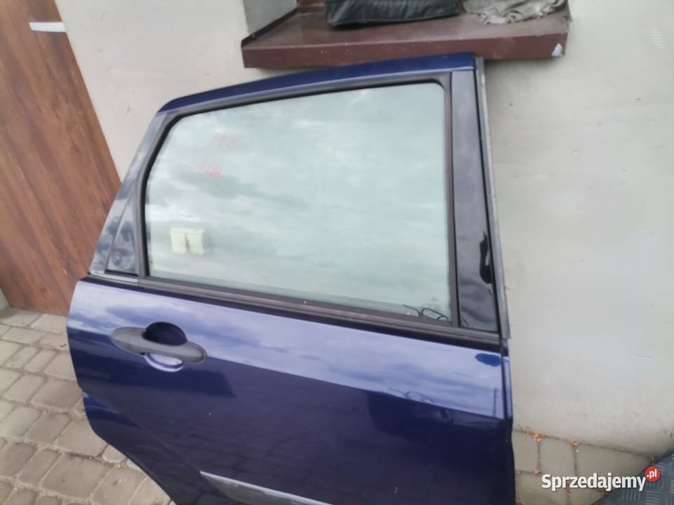 FORD FOCUS MK1 HB 5D DRZWI PRAWY TYŁ KOLOR H8 małopolskie Nowy Sącz