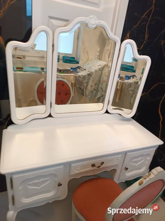 Toaletka Ludwik odnowiona małopolskie Kraków