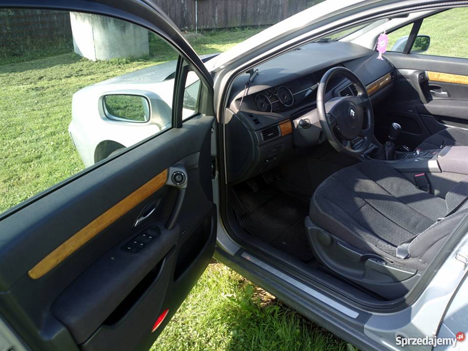 Renault Vel Satisfrancuska Limuzyna