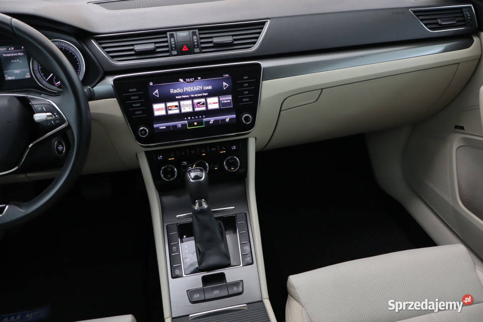 Skoda Superb 20 TSI czujnik zmierzchu