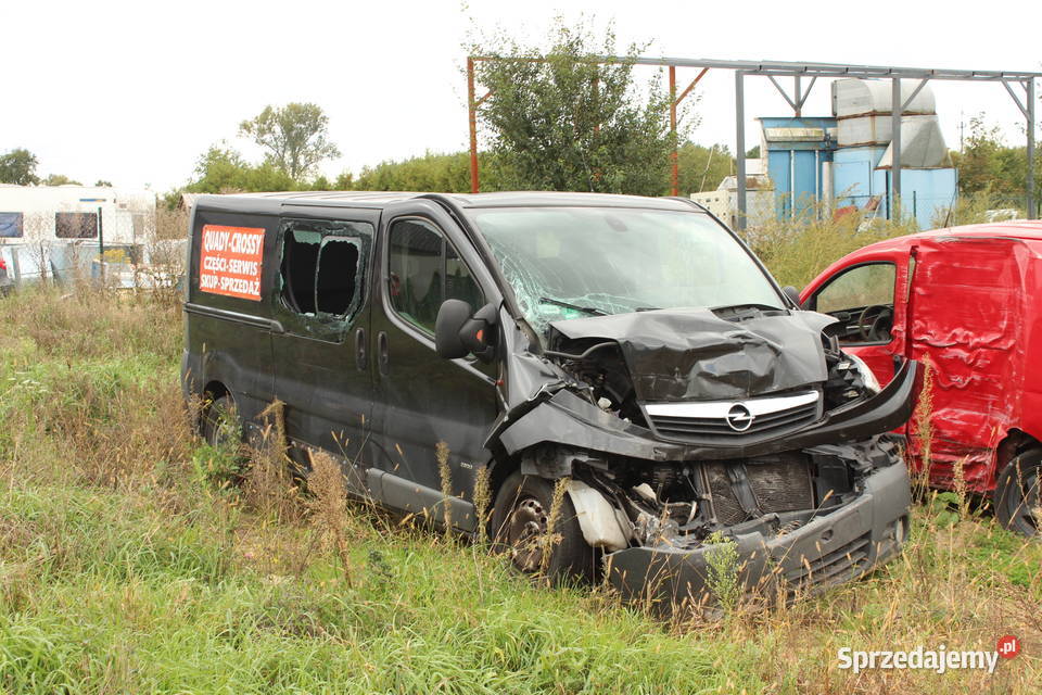 Opel Vivaro uderzeniu na części ubezpieczony sprzedam