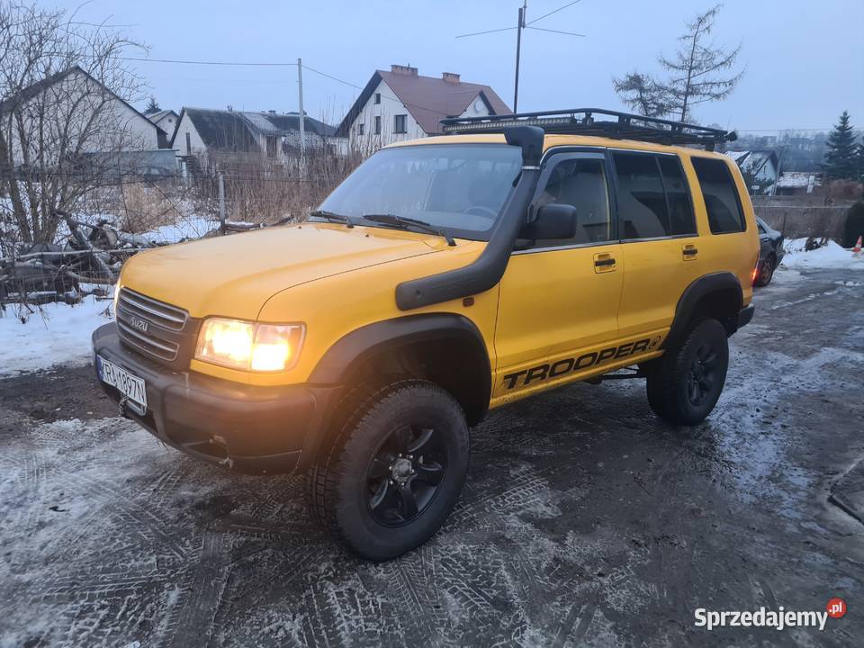 Isuzu trooper monterey 35v6 gaz automat 171000km Michałowice sprzedam