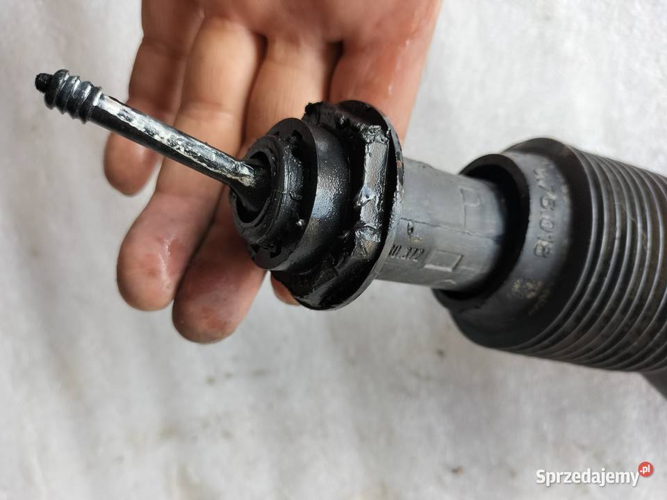 LUSTERKO FORD KA 010113