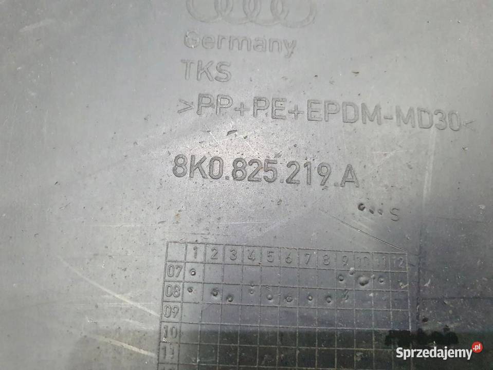 OSŁONA PODWOZIA LEWY TYŁ AUDI A4 B8 8K0825219A Elementy wygłuszające