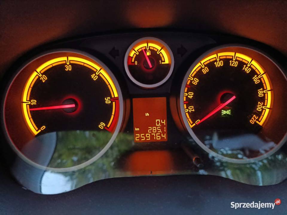 Opel Corsa 13 CDTI 111 2010 klima tempomat el Warszawa