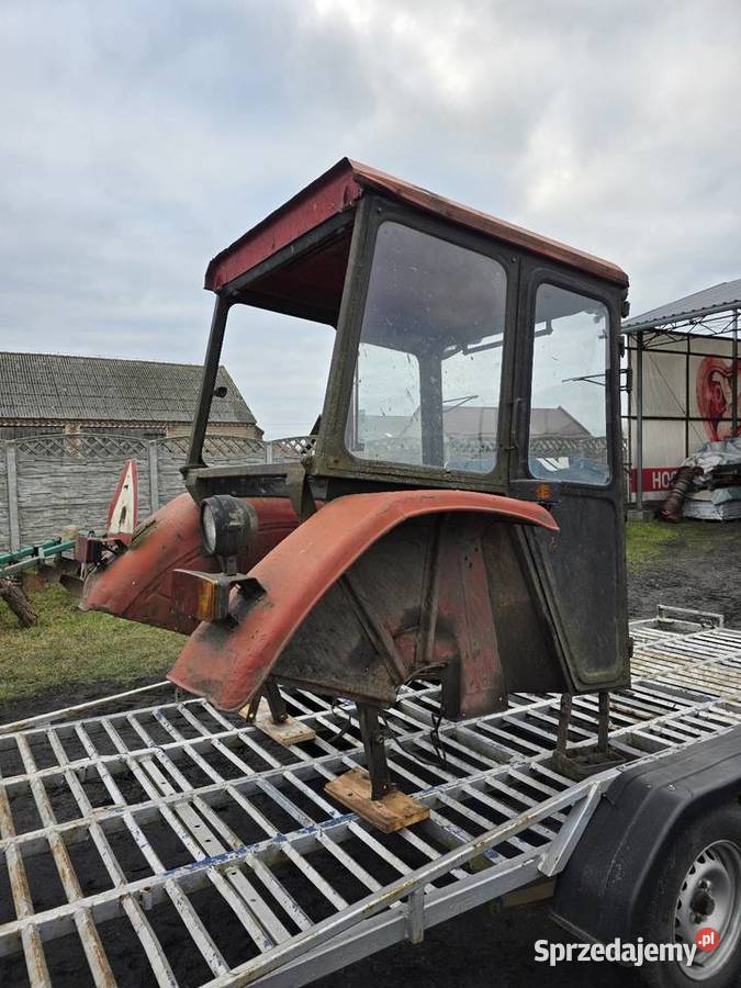 Kabina Ursus C360 z błotnikami Kunów Naglak Bukówiec Górny