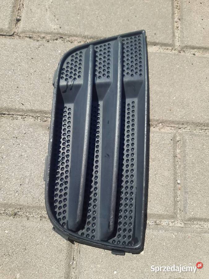 Ford Fusion lewa zaslepka halogenu stan B Karoseria