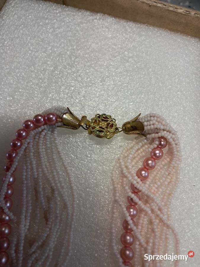 naszyjnik z prlu stan obwód 60 Sandomierz sprzedam