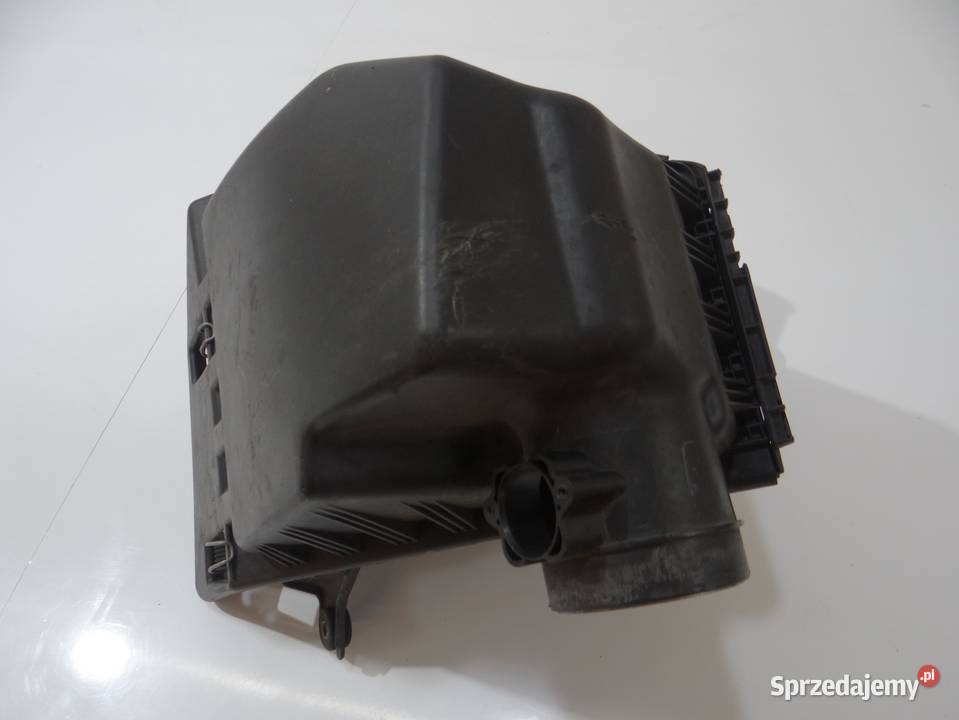 OBUDOWA FILTRA POWIETRZA BMW E60 E61 523i osobowe Strzyżewice