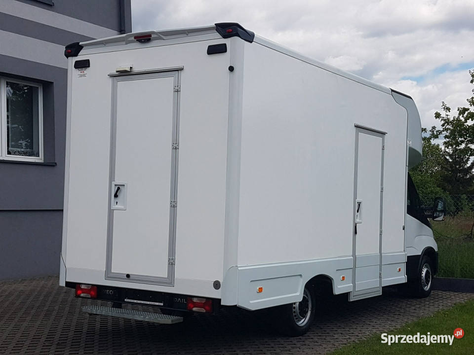Iveco Daily KONTENER NISKOPODŁOGOWY 443x223x242 centralny zamek śląskie Poręba