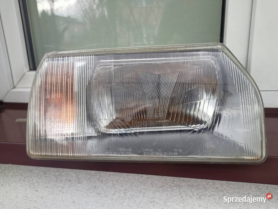 Skoda Favorit lampa przednia prawa reflektor Sieradz
