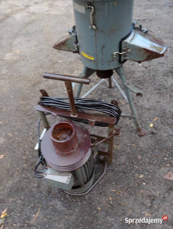 Śrutownik Bąk Skała