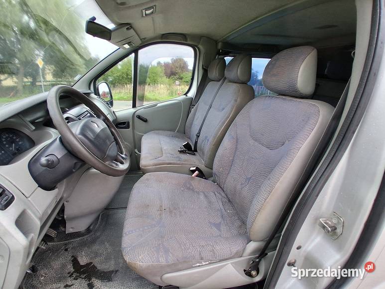 Renault Trafic 19 dCi 100 6 osób DOKA Długi Trafic wielkopolskie Słupca