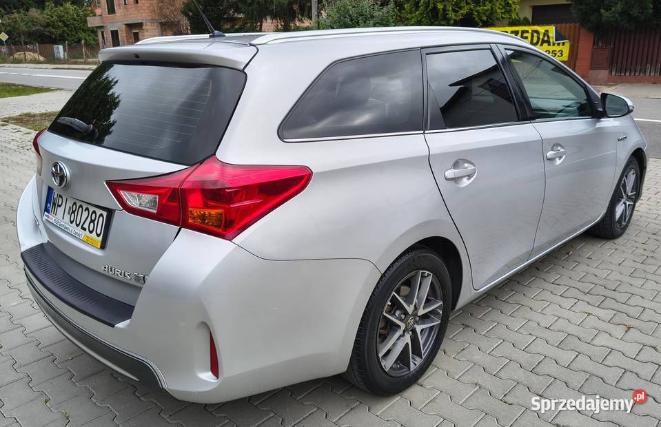 Toyota Auris 18 Hybryda LPG 15100 CVT Super stan wielofunkcyjna kierownica Warszawa