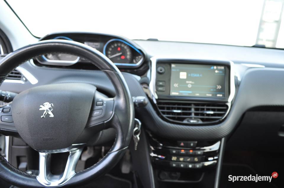 Peugeot 2008 12 bogata wersja 110KM sprzedam