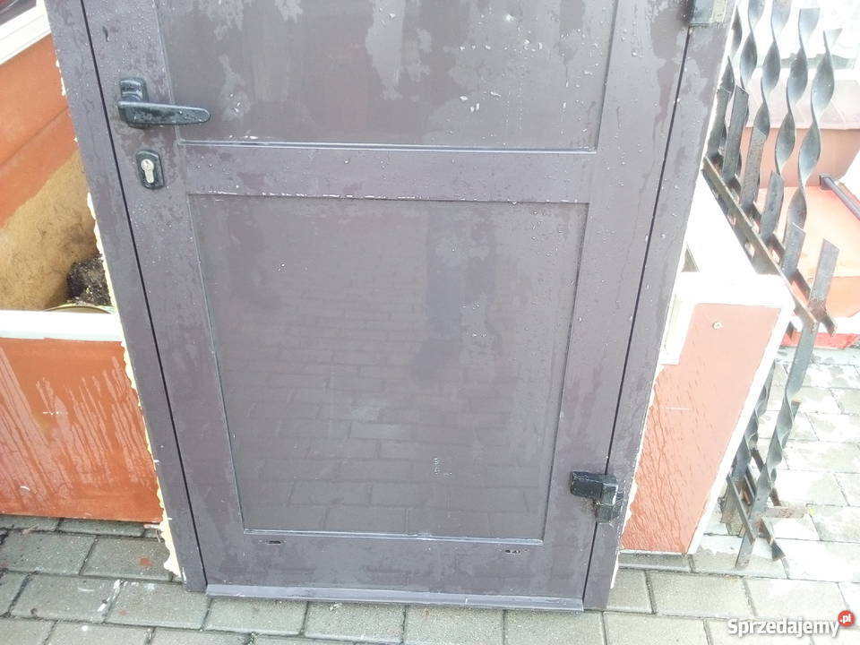 drzwi zewnętrzne aluminiowe okno pcv