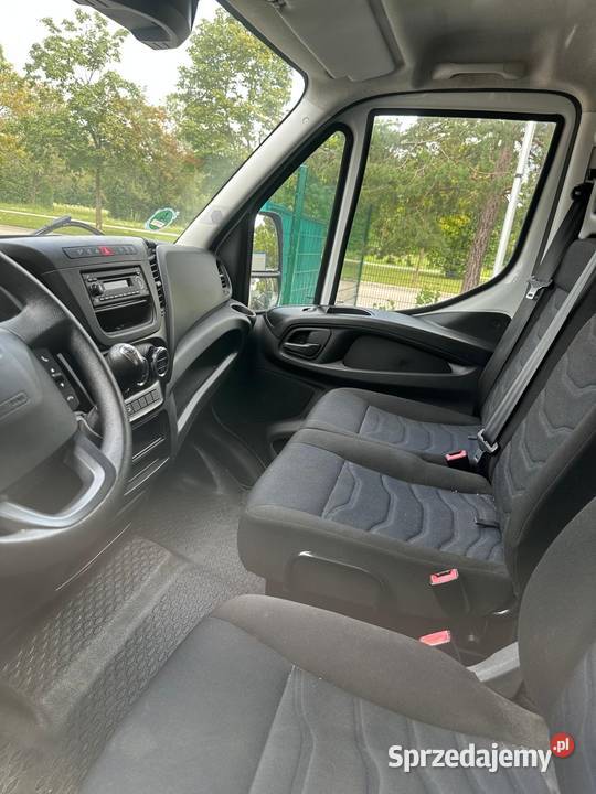 Iveco daily kontener z windą Łosiów