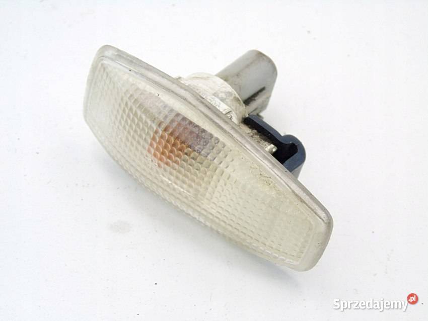 KIERUNKOWSKAZ MIGACZ OPRAWKA ŻARÓWKI TUCSON I Sosnowiec