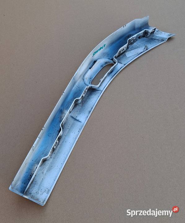 SCANIA R S LISTWA NAKŁADKA BŁOTNIKA PRAWY PRZÓD Bieleń