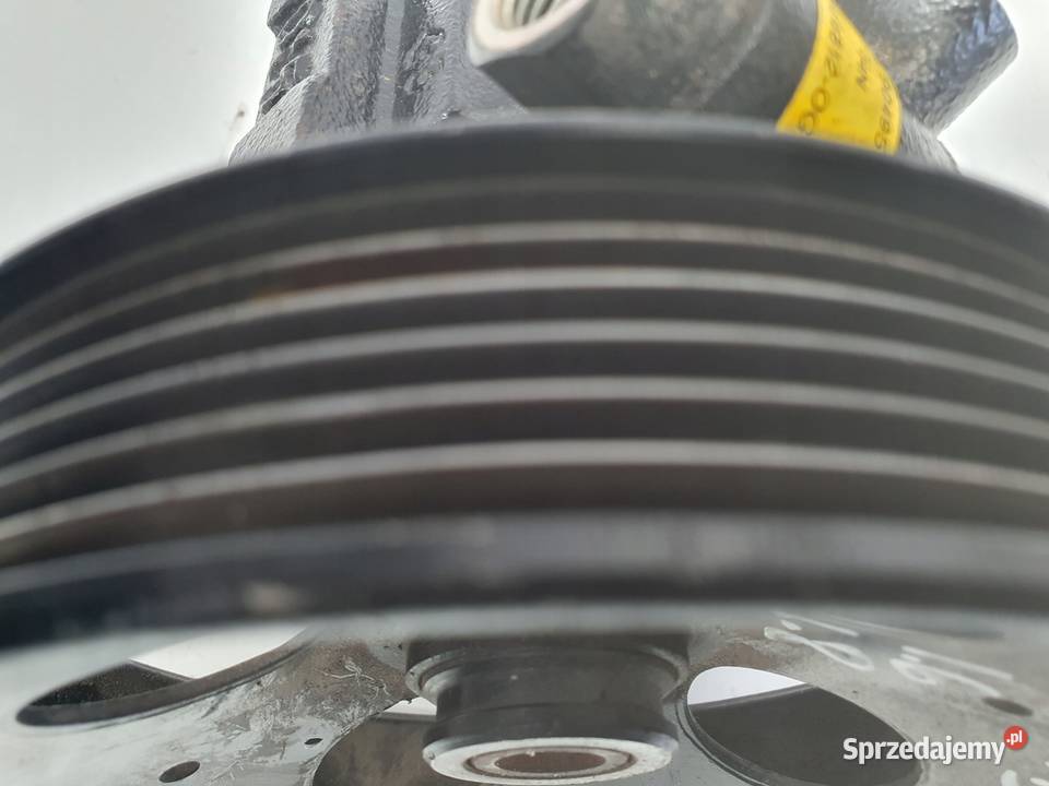 Opel Vectra B 18 16V POMPA WSPOMAGANIA 90495957 osobowe sprzedam