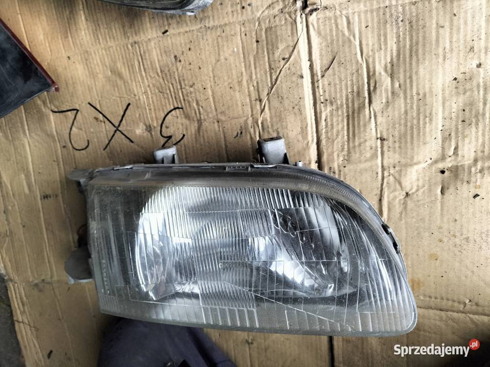 honda shuttle lampa przód przednia prawa