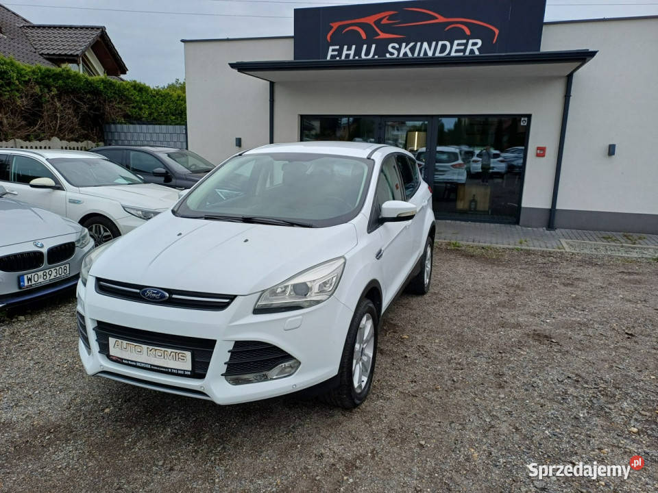 Ford Kuga 4x4 BEZWYPADKOWY Półskóra Alufelgi światła do jazdy dziennej Chrzanów