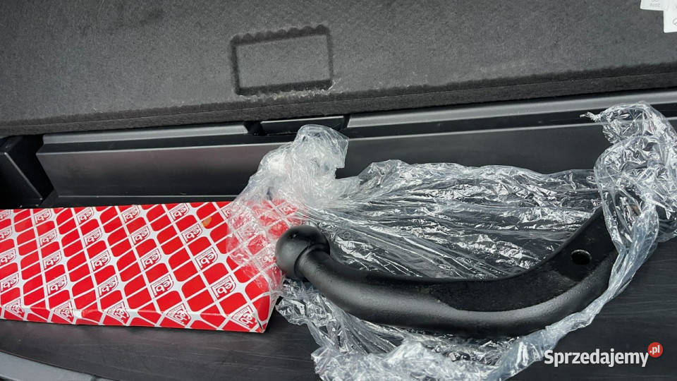 Toyota Avensis Tempomat Kamera Cofania Navi III światła przeciwmgielne Elbląg