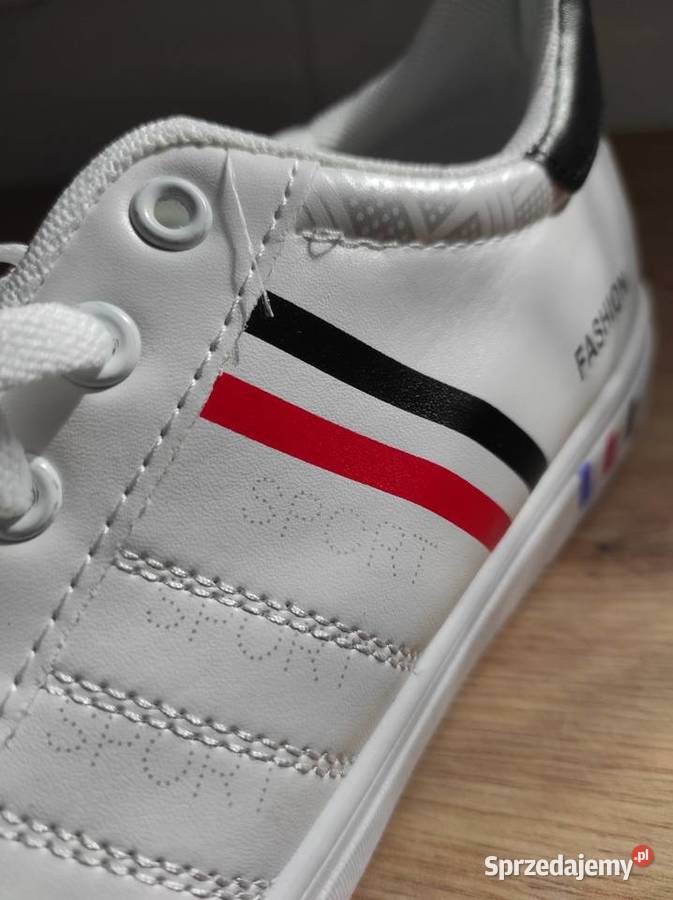 Nowe nieużywane buty sportowe 43 białe OKAZJA podkarpackie Rzeszów