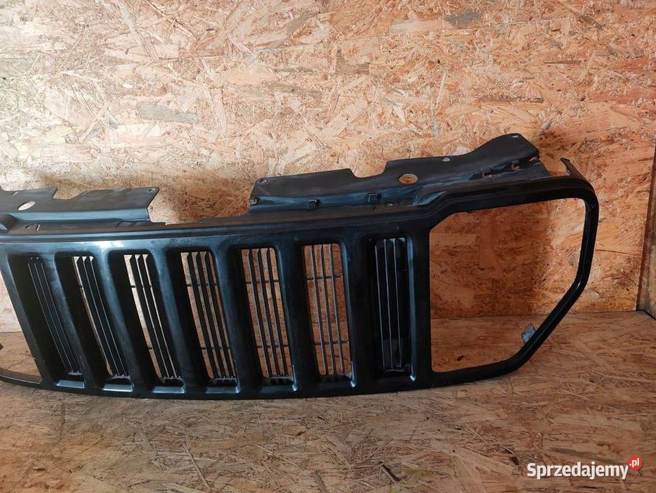 Grill Atrapa Jeep Cherokee Liberty KK 20082012 osobowe Pleszew