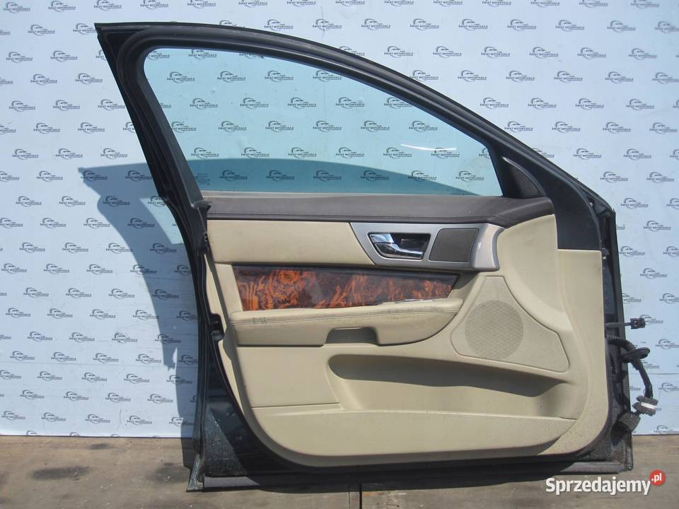 JAGUAR XF I X250 08r drzwi lewe przód