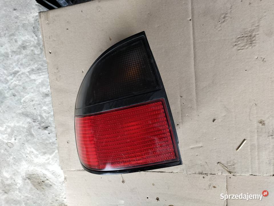 RENAULT LAGUNA I 1 LAMPA TYLNA TYŁ LEWA Lewe Kamień-Kolonia