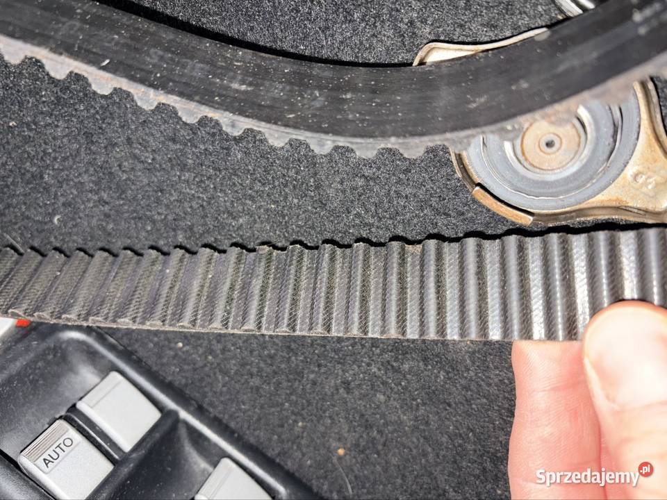 Części rozrządu i przełącznik do szyb