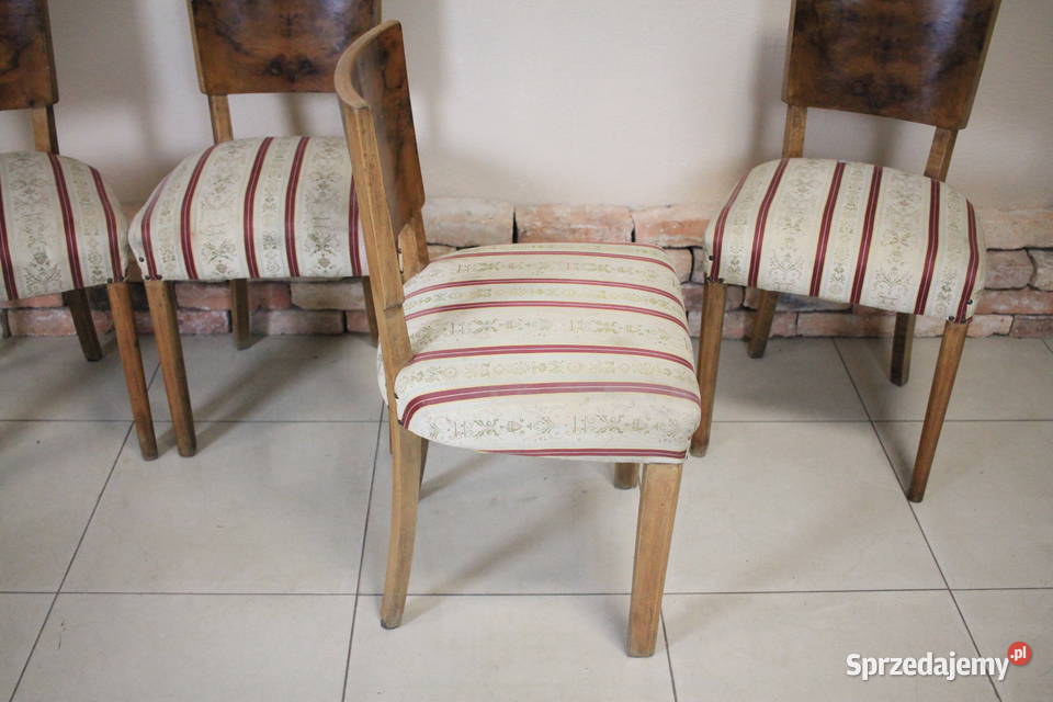 Komplet krzeseł królewskie