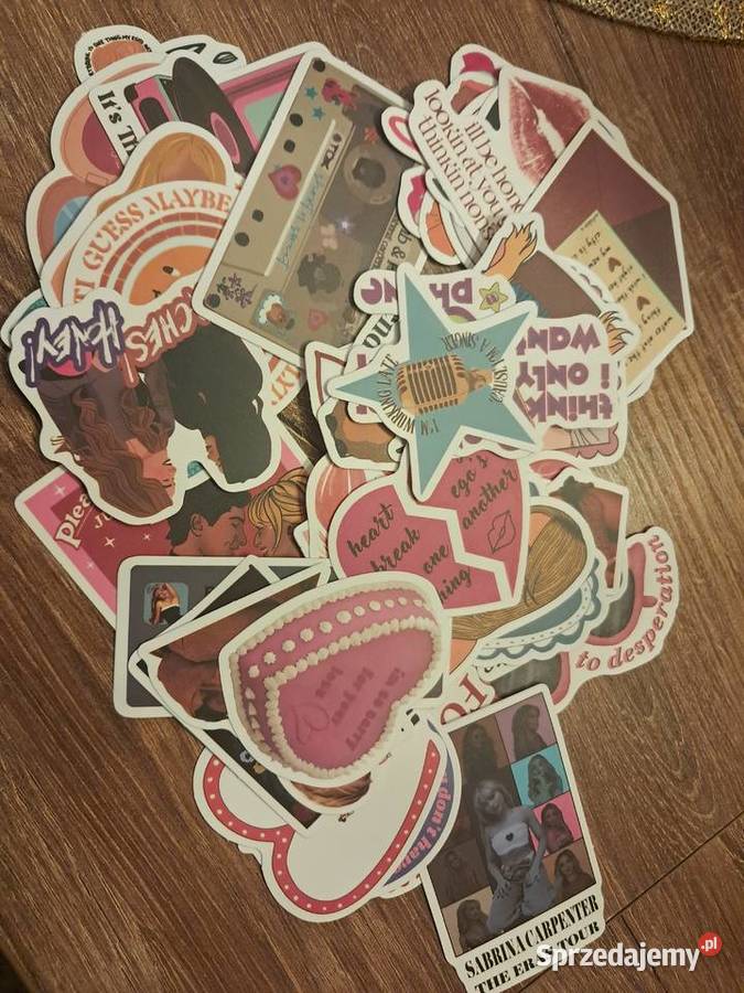 zestaw naklejek 50 1 komplet mam do sprzedania Artykuły szkolne Sandomierz