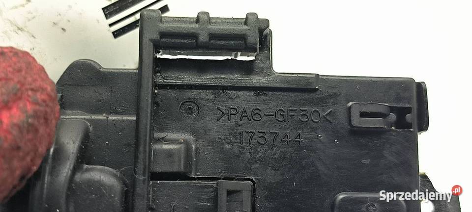 PRZEŁĄCZNIK SUZUKI GRAND VITARA II 173744 osobowe Pozostałe sprzedam