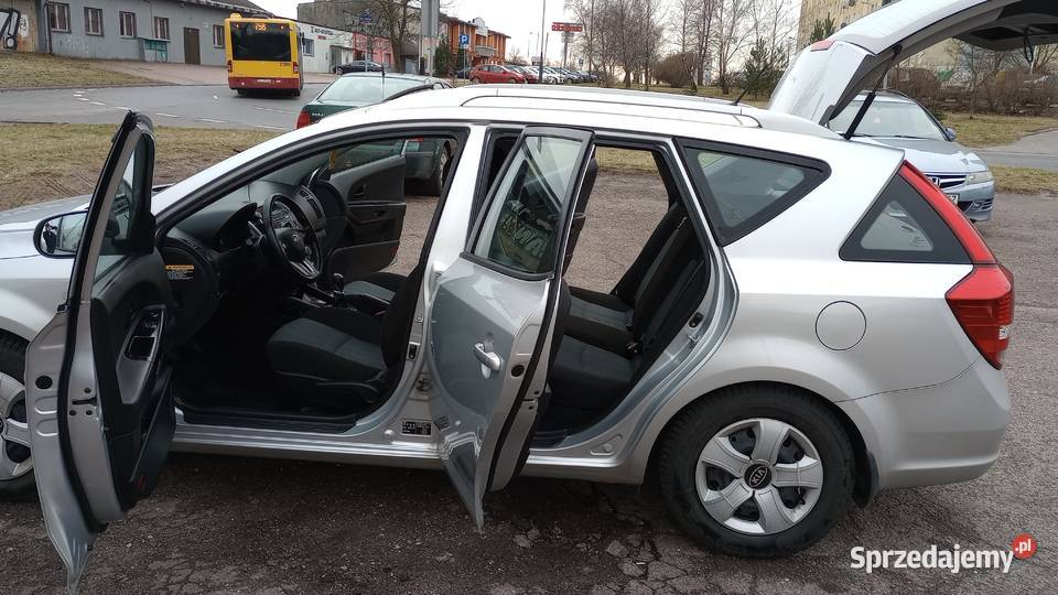 KIA CEED KOMBI 16 crdi SALON ZADBANA LIFT Kombi