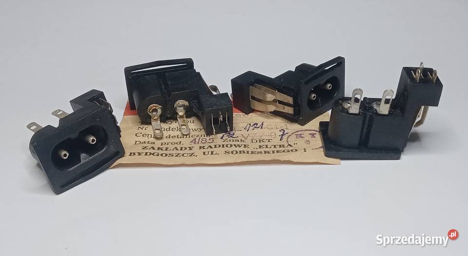 Gniazdo 250V 25A z wyłącznikiem Unitra ELTRA Elektronika