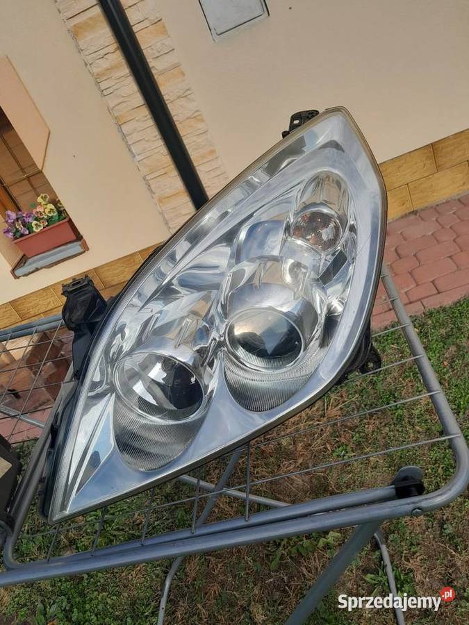 Reflektor Lampy Opel Vectra C Lift Signum Xsenon osobowe Lampy przednie Staszów