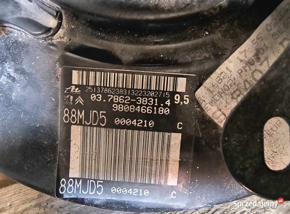 9808466180 serwo hamulcowe citroen DS5 peugeot