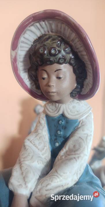 Figurka Daisa z książką Ręcznie robiona Lladro Gdańsk