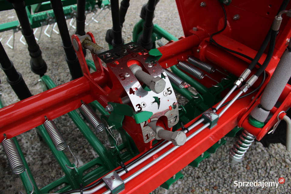 Siewnik zbożowy siewniki 25 m 27 30 m agromasz Rogóźno